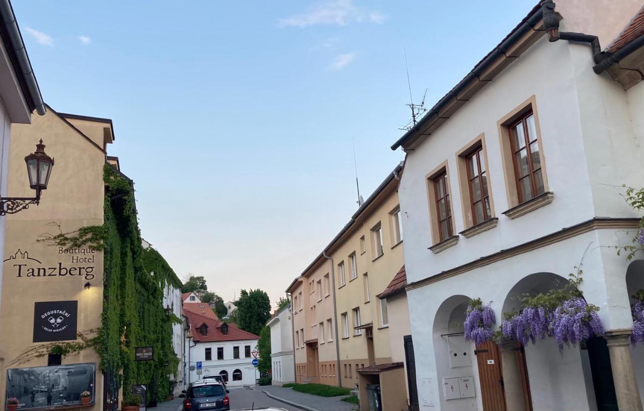 Ferienwohnung Family Provence Mikulov Exterior foto